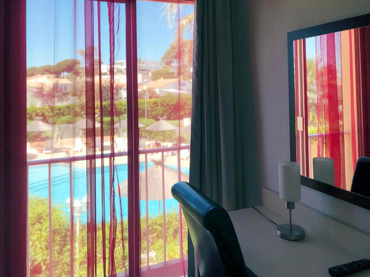 Brit Hotel Confort Helios Agde Exteriör bild